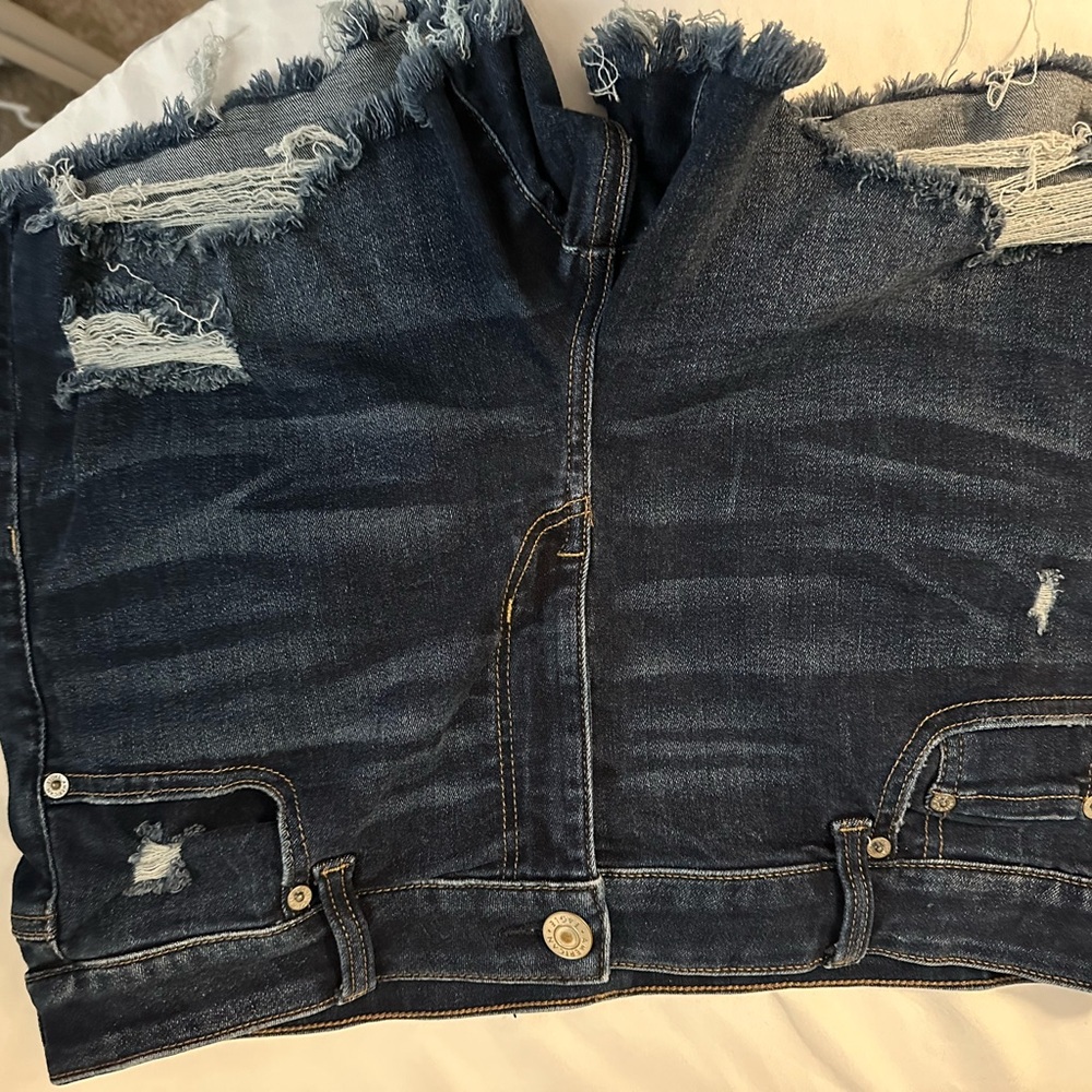 American Eagle Outfitters